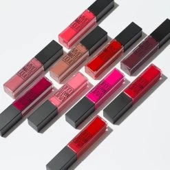Maybelline Vivid Matte Liquid - 35 Rebel Red - Rood - Lippenstift 22 Maybelline Vivid Matte Liquid - 35 Rebel Red - Rood - Lippenstift -Mode-Cosmetica Winkel 1200x1200 354