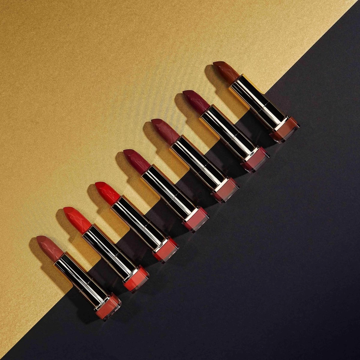 Max Factor Colour Elixir Lipstick - 050 Pink Brandy 6 Max Factor Colour Elixir Lipstick - 050 Pink Brandy - Afbeelding 6