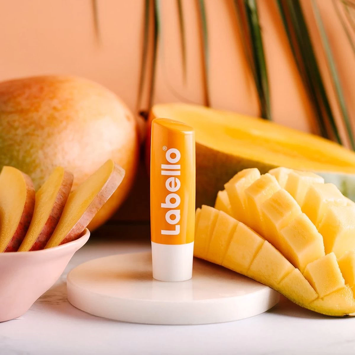 Labello Lippenbalsem Lipcare – Mango Shine 3 Labello Lippenbalsem Lipcare – Mango Shine - Afbeelding 3