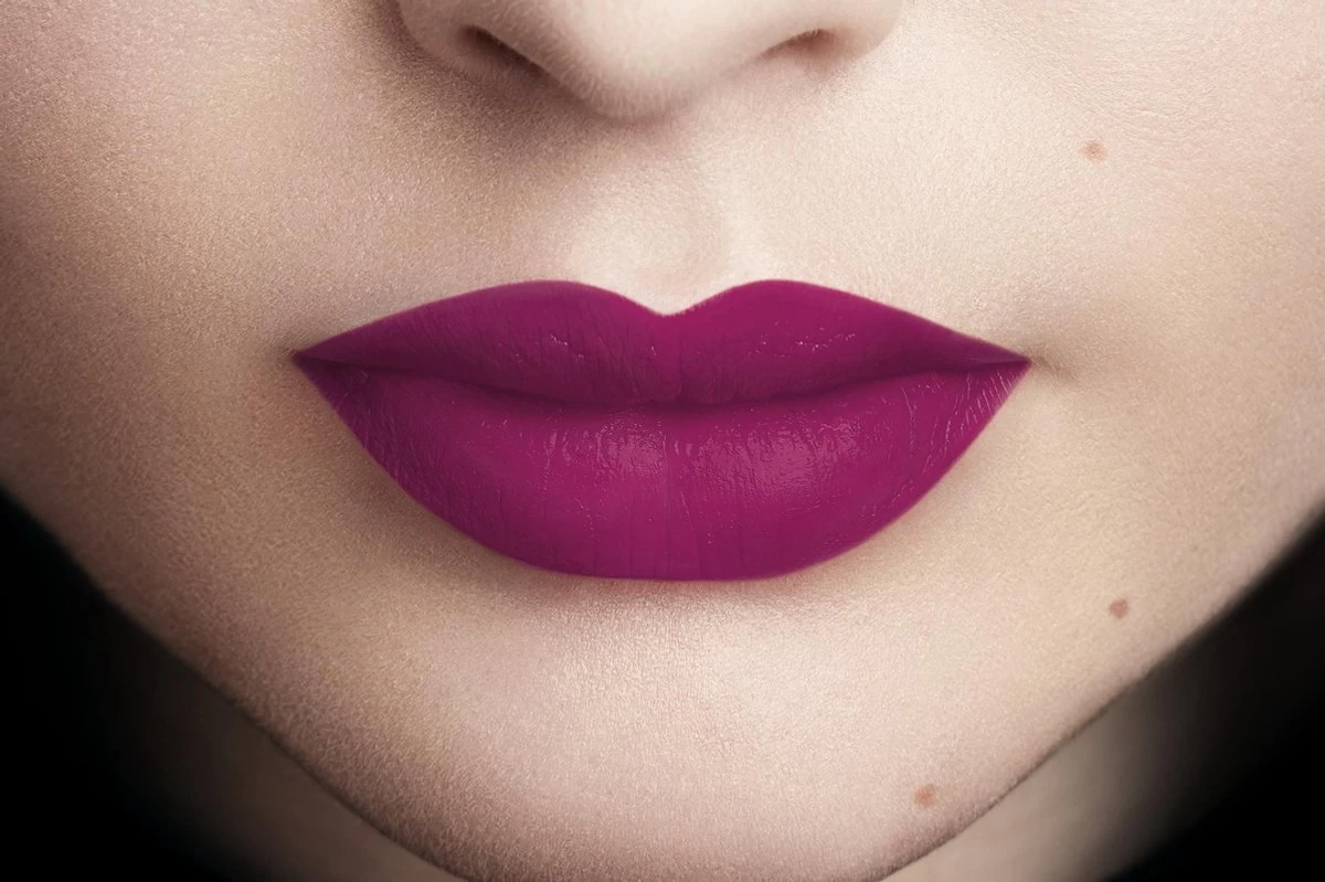 L'Oréal Paris Rouge Signature Lippenstift - 104 I Rebel - Paars - Matte Vloeibare Lipstick 3 L'Oréal Paris Rouge Signature Lippenstift - 104 I Rebel - Paars - Matte Vloeibare Lipstick - Afbeelding 3