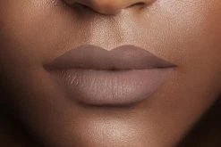 L'Oréal Paris Rouge Signature Lippenstift - 117 I Stand - Nude - Matte Vloeibare Lipstick -Mode-Cosmetica Winkel 1200x800 22