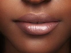 L'Oréal Paris Color Riche Shine Lippenstift - 656 Beige In The City 13 L'Oréal Paris Color Riche Shine Lippenstift - 656 Beige In The City -Mode-Cosmetica Winkel 1200x900 7