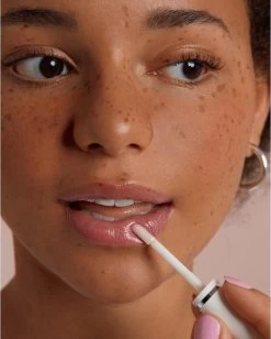 Labello Caring Lip Oil Dress Nude - 5.5 Ml -Mode-Cosmetica Winkel 962x1200 1